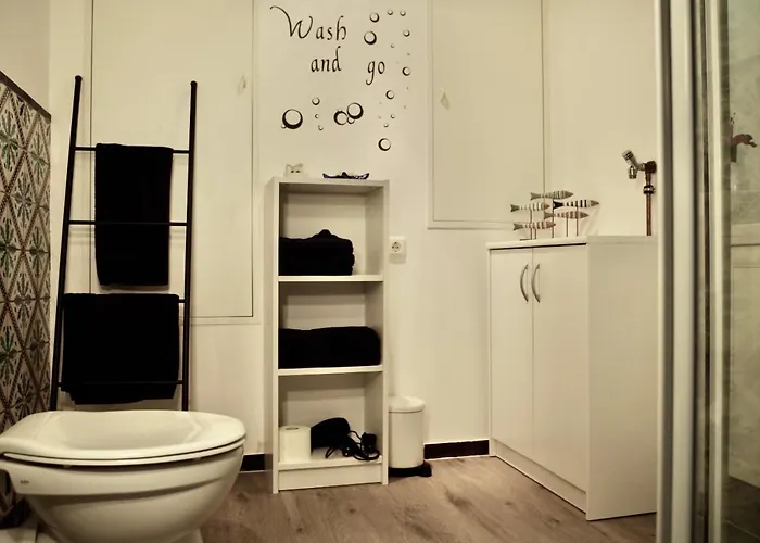 度假居 Wohnen Am Ufer Der Mosel In 特里尔