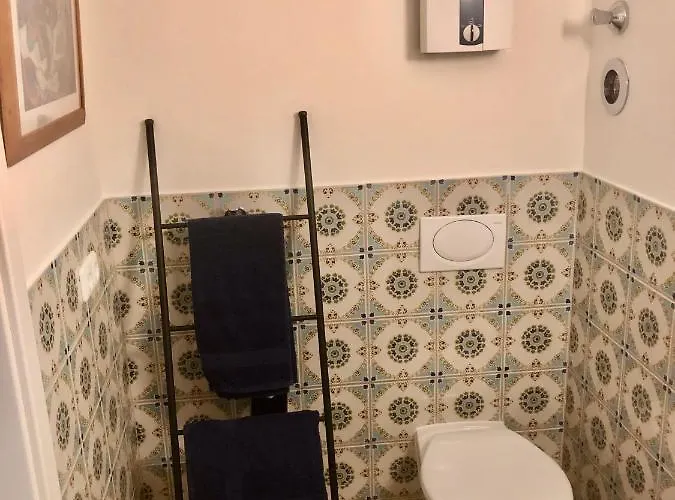 Wohnen Am Ufer Der Mosel In * 特里尔