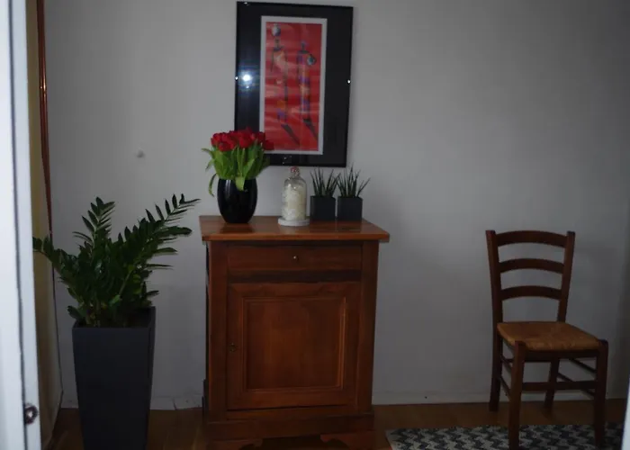 度假居 Wohnen Am Ufer Der Mosel In 特里尔