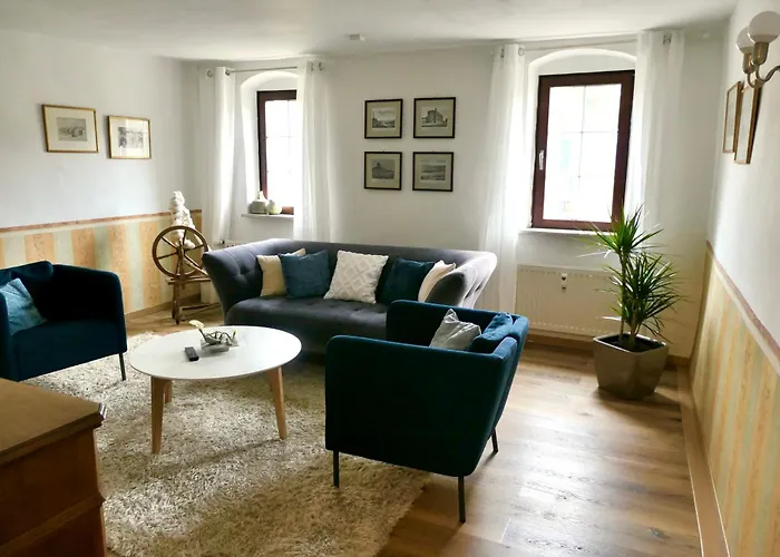 Wohnen Am Ufer Der Mosel In Semesterbostad